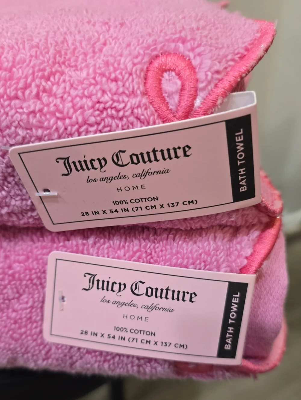 Juicy Couture Home Scalloped Bow Oversized Bath Towel Set- Pink